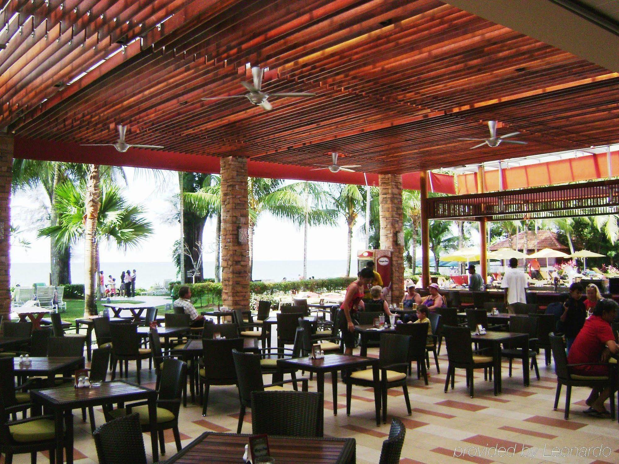 Holiday Inn Resort Penang Batu Ferringhi Restauracja zdjęcie